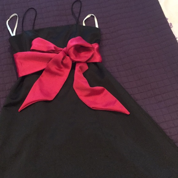 Black David’s bridal gown - Picture 1 of 4